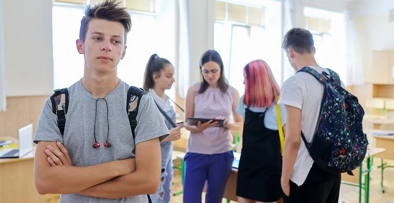 Jak skutecznie przeprowadzić zmianę szkoły w trakcie roku? Sprawna procedura na nowe wyzwania